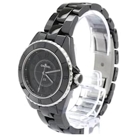 Chanel J12 Quarz Keramik und Edelstahl 33
