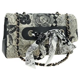 CHANEL Matelasse 25 Chain Shoulder Bag Corduroy White Gold CC Auth 178492SAM