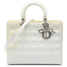 Lady Dior in agnello cannage bianco di Dior Taglia Large