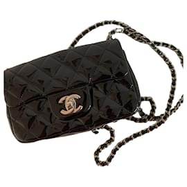 Chanel Classic Mini Flap Bag Vernice Nera