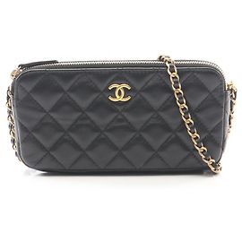 Borsa a tracolla Chanel Matelassé in pelle di agnello nera