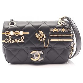 Borsa Chanel Matelassé in pelle di agnello nera