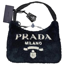 Prada Re-Edition 2000 Borsa in Spugna Nera