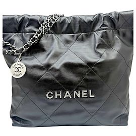 Borsa CHANEL Matelassé 22 Small