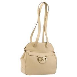 Bolsa Tote Salvatore Ferragamo Gancini de couro bege dourado Auth hk3707