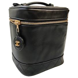 Chanel Borsa Vanity in Pelle Nera