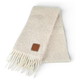 Loewe Mohair-Wollstola