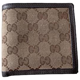 Gucci GG Supreme Monogram Bifold Wallet with Coin Pouch