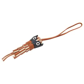 Charm de bolso Chouette Owl en piel de cordero Milo marrón y Swift Hermès