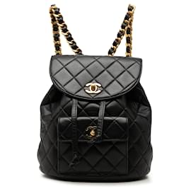 Chanel Duma Rucksack aus gestepptem schwarzem Lammleder Größe Medium