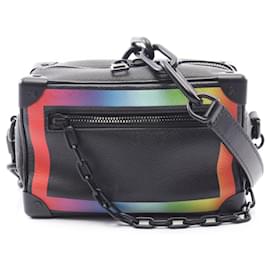 Borsa a tracolla Louis Vuitton Mini Soft Trunk Taiga Rainbow