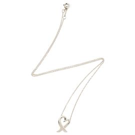 Collana Paloma Picasso in argento sterling con cuore Loving di Tiffany & Co.