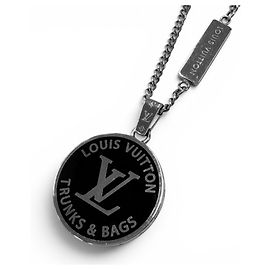 Louis Vuitton 2022 Model M00911 Necklace