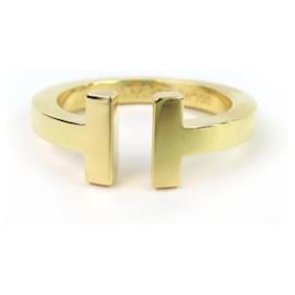 Tiffany & Co. Tiffany T Square Ring in Gelbgold