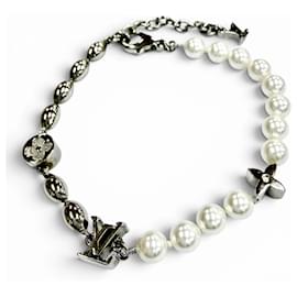 Bracciale a catena Louis Vuitton Pearl Fusion con logo LV