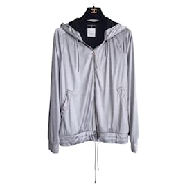 Chanel Giacca Grigia con Cappuccio e Zip