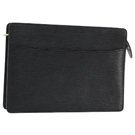 LOUIS VUITTON Epi Pochette Homme Clutch Nero M52522 LV Auth ep14507