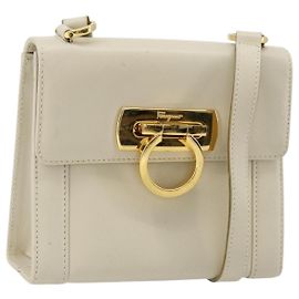 Borsa a tracolla Salvatore Ferragamo Gancini in pelle bianca e oro autentica BA12539