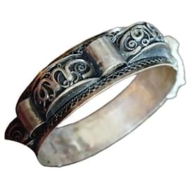 Autre Marque Bracelet jonc oriental ouvragé en argent