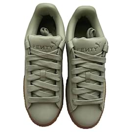Puma x Fenty Sneakers in pelle verde pallido