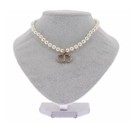 Collana Dior di perle con pendente