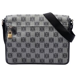 Borsa a tracolla LOEWE in tela rivestita Anagram grigia