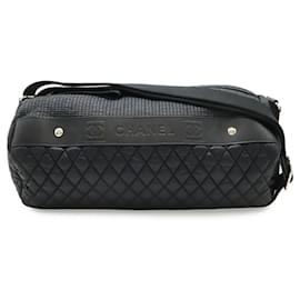 Chanel Sport Line gesteppte Nylon-Schultertasche