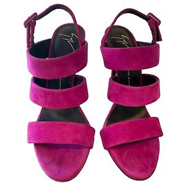 Sandali Giuseppe Zanotti in scamosciato fucsia