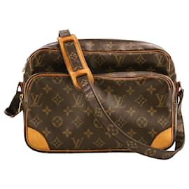 Louis Vuitton Monogram Nile Schultertasche