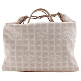 Borsa Boston della nuova linea da viaggio Chanel