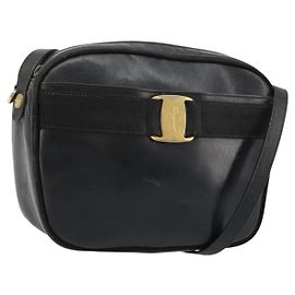 Borsa a Spalla Salvatore Ferragamo Vala in Pelle Nera e Oro Auth BA12552