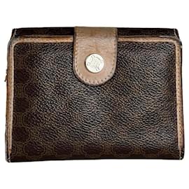 Céline Monedero de cuero vintage Celine Marrón