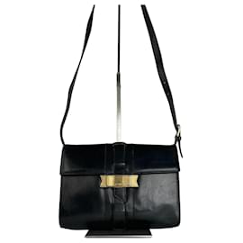 Borsa a Spalla Celine Classic in Pelle Nera con Dettagli Dorati - Céline