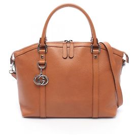 Borsa Tote/Borsa a mano 2-Way con charm Interlocking G Gucci