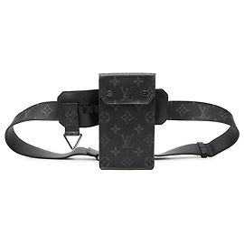 Sac ceinture Utility en monogramme Eclipse noir Louis Vuitton
