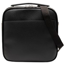 Louis Vuitton Schwarz Taiga Tura