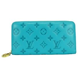 Carteira Zippy Wallet Coussin Louis Vuitton