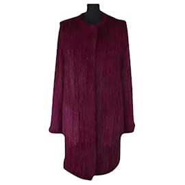 Abrigo morado - Yves Salomon