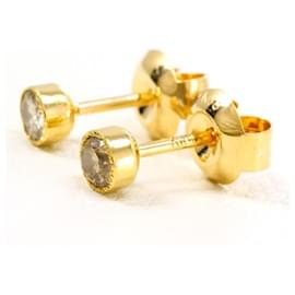 Autre Marque Orecchini a lobo in oro giallo 18K e diamanti