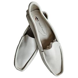 Hush Puppies White Leather Loafers - Autre Marque