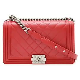 Borsa a tracolla Chanel Boy in agnello