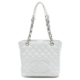 Tote de shopping petite en caviar blanc Chanel