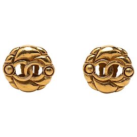 Chanel Gold CC vergoldete runde Clip-Ohrringe