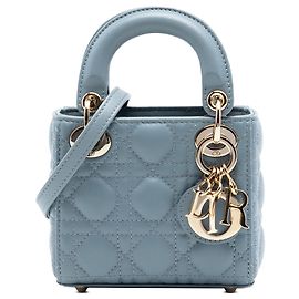 Lady Dior en micro piel de cordero cannage azul Dior