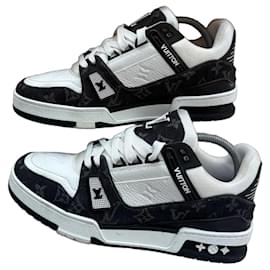 Sneakers Louis Vuitton Rivoli Monogram Nero Bianco