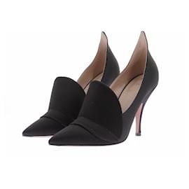 Schwarze Dior "Masquerade" Pumps