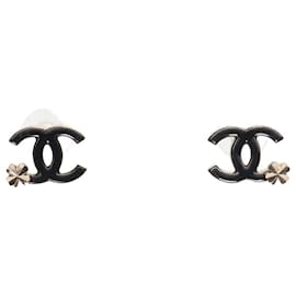 Chanel Orecchini a quadrifoglio CC oro e nero