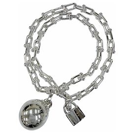 Bracciale con charm in argento Tiffany & Co.