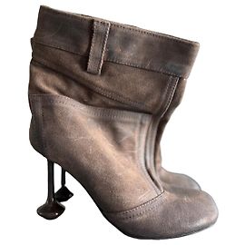 Loewe Toy Stiefeletten aus braunem Wildleder