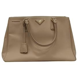 Borsa Tote Prada Medium Galleria Double Zip in pelle Saffiano beige
